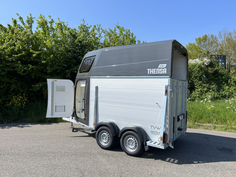 52976334-28.jpg